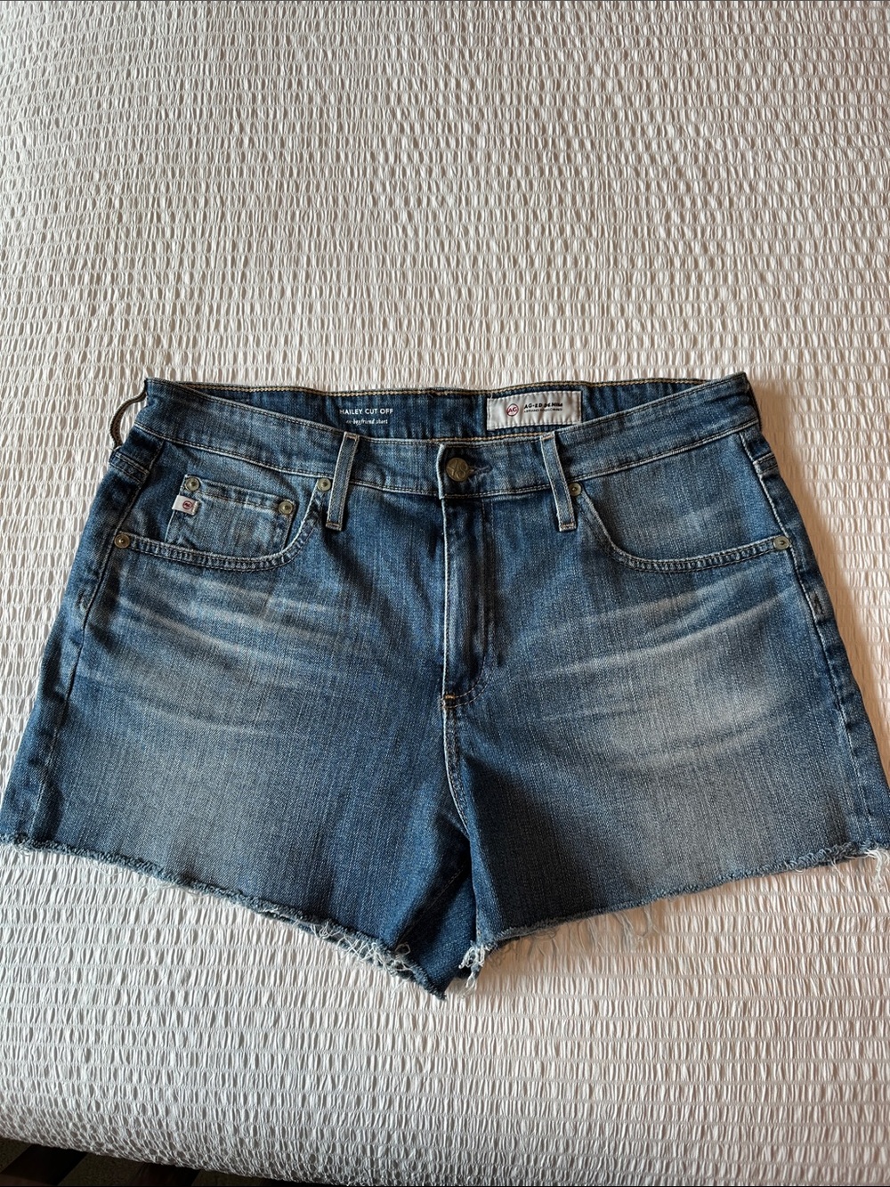 AG Adriano Goldschmied Hailey ex-boyfriend Cutoff Shorts - Blue Sz. 30